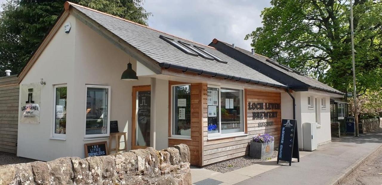 The Old Schoolhouse, Kinross Villa Bagian luar foto